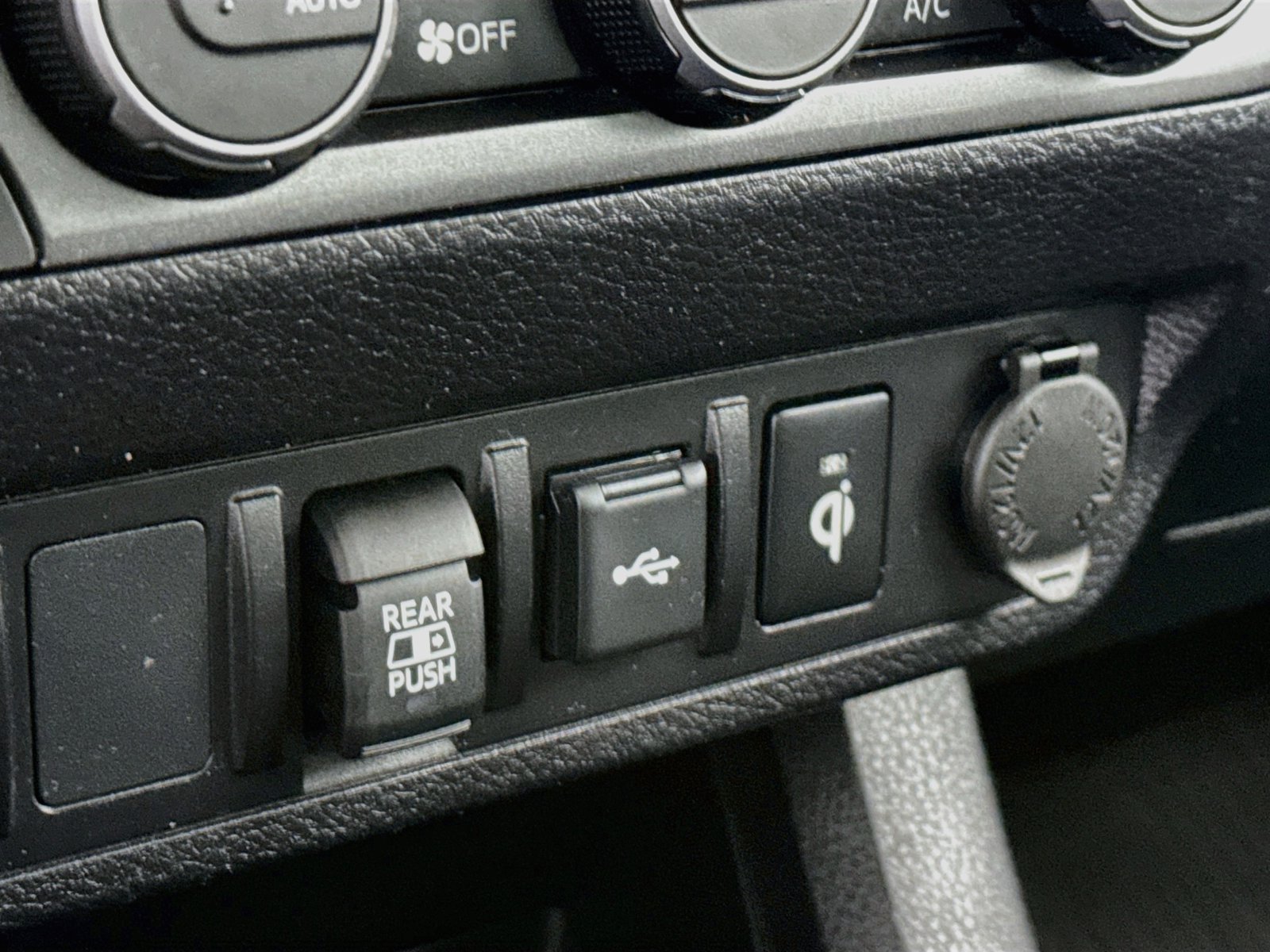 Certified 2023 Toyota Tacoma TRD Sport AWD/4WD image 16