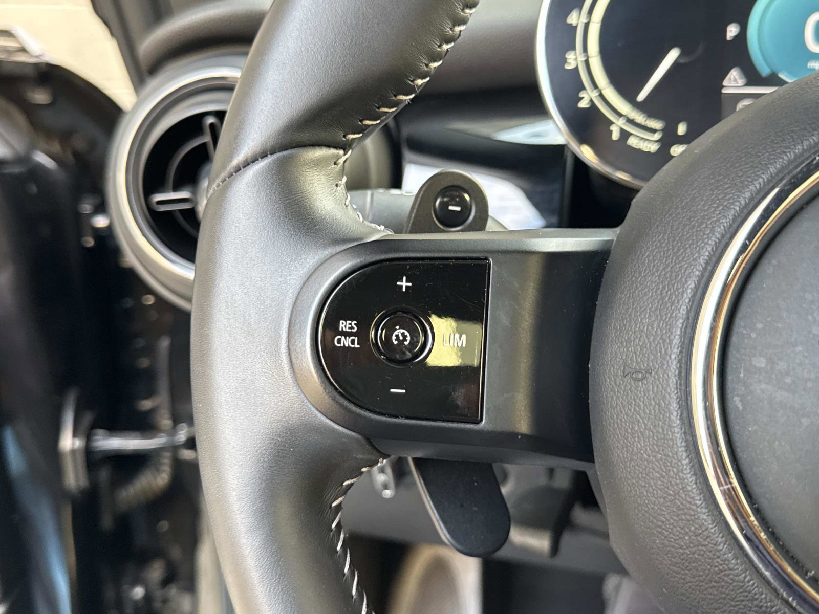 Certified 2023 MINI Cooper S w/ Signature Upholstery Package image 12