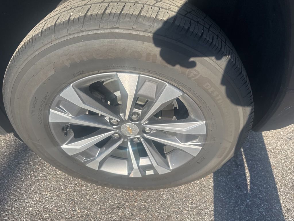 Used 2026 Chevrolet Equinox LT w/ Convenience Package II image 10