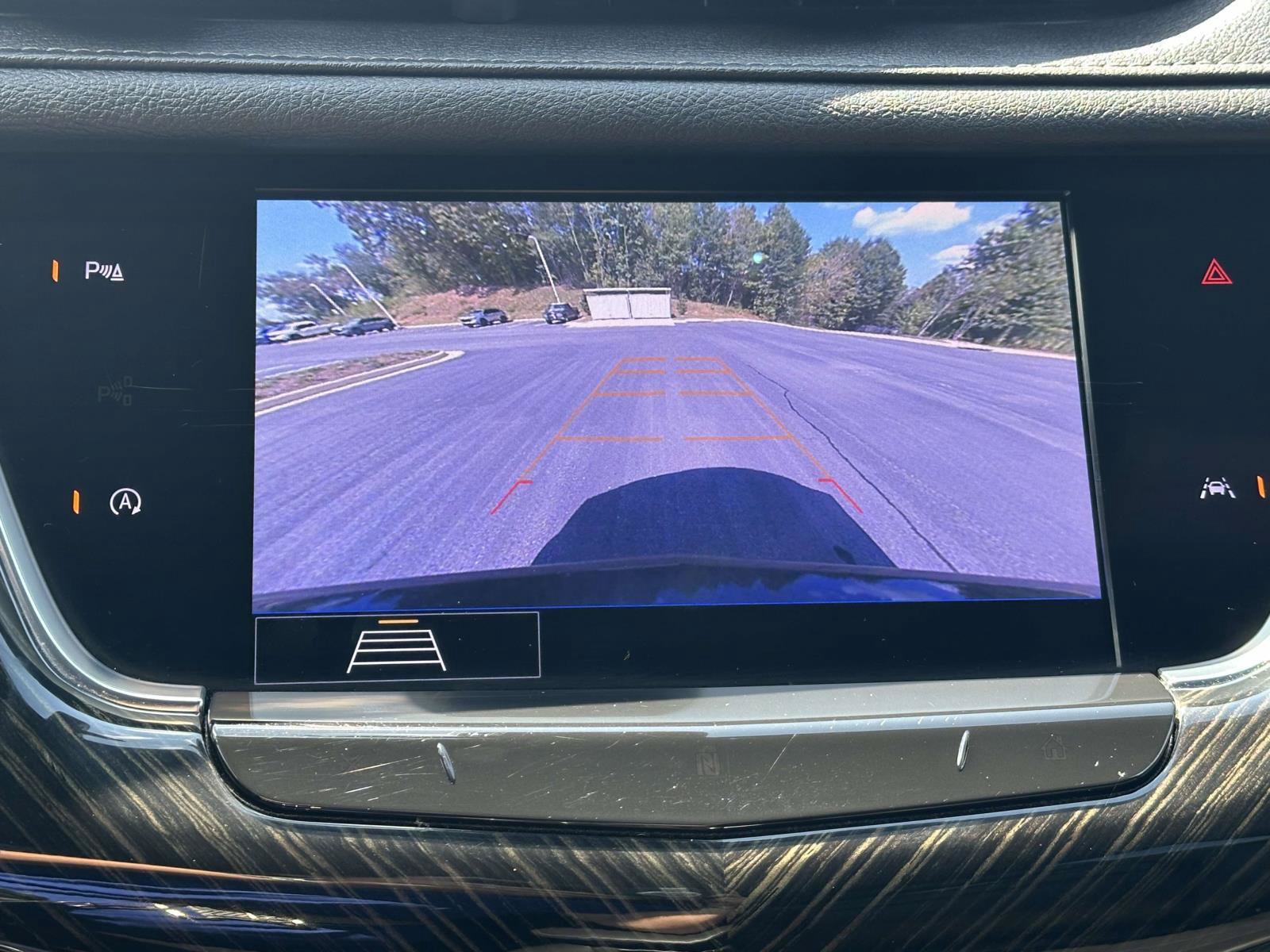 Used 2020 Cadillac XT6 Premium Luxury FWD image 22