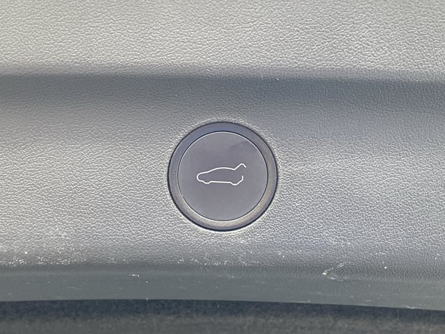 Used 2021 Tesla Model Y Performance AWD/4WD image 6