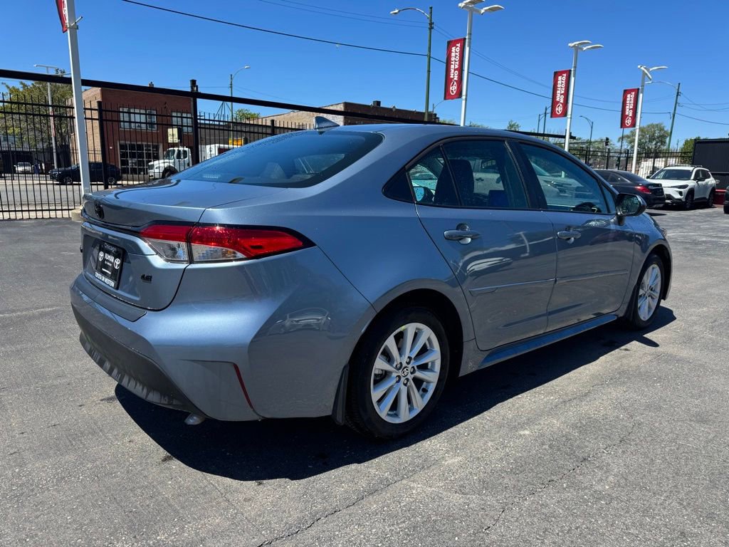 Certified 2026 Toyota Corolla LE w/ LE Premium Package FWD image 4