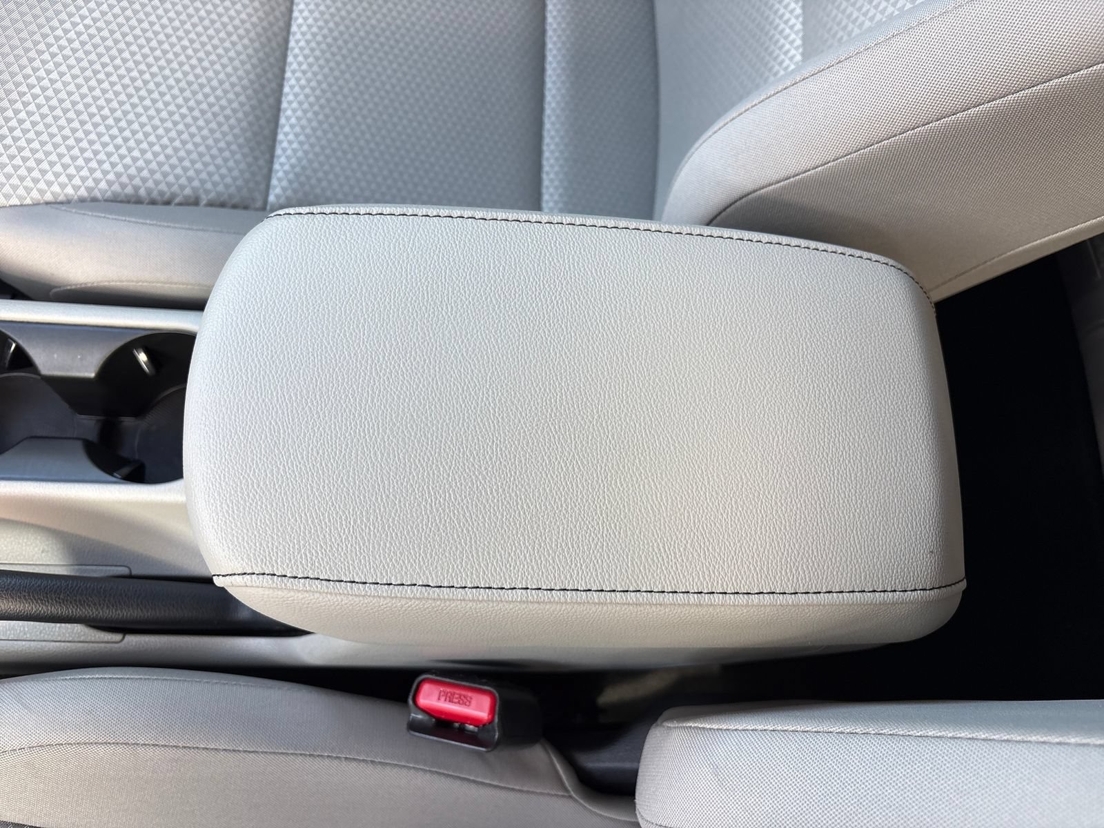 Used 2025 Kia Soul LX w/ LX Technology Package FWD image 26