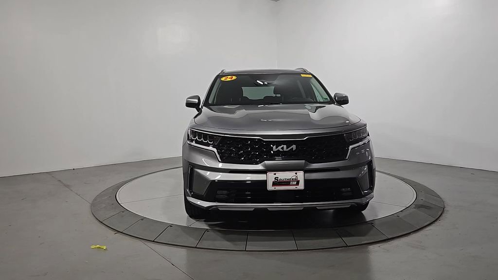 Used 2023 Kia Sorento EX image 9