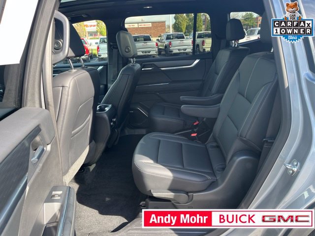 Used 2026 GMC Acadia Elevation w/ Elevation Premium Package FWD image 34