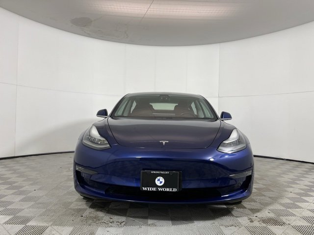 Used 2018 Tesla Model 3 image 2