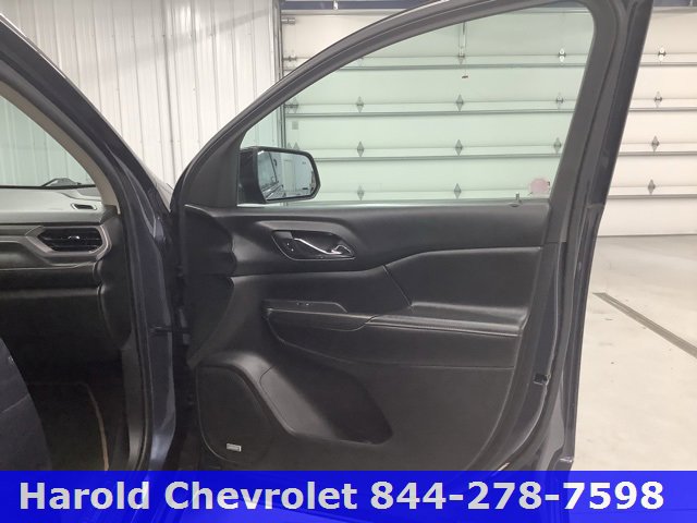 Used 2018 GMC Acadia SLE image 11