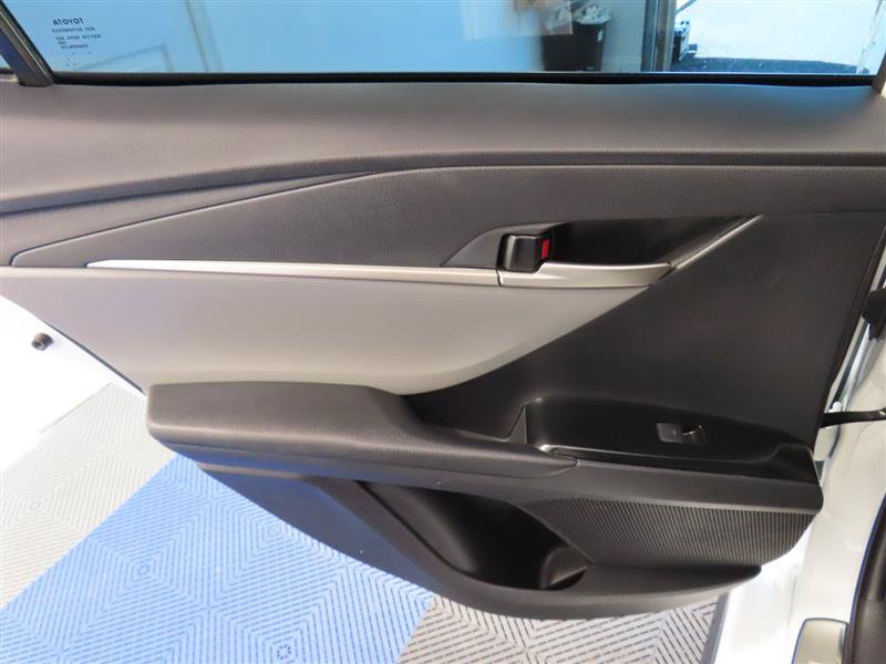 Used 2026 Toyota Camry SE w/ Convenience Package FWD image 30
