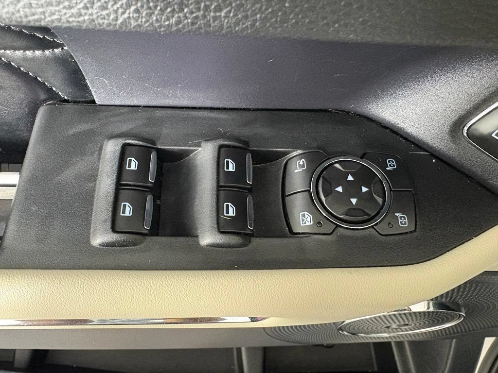Used 2019 Ford Expedition Platinum AWD/4WD image 15