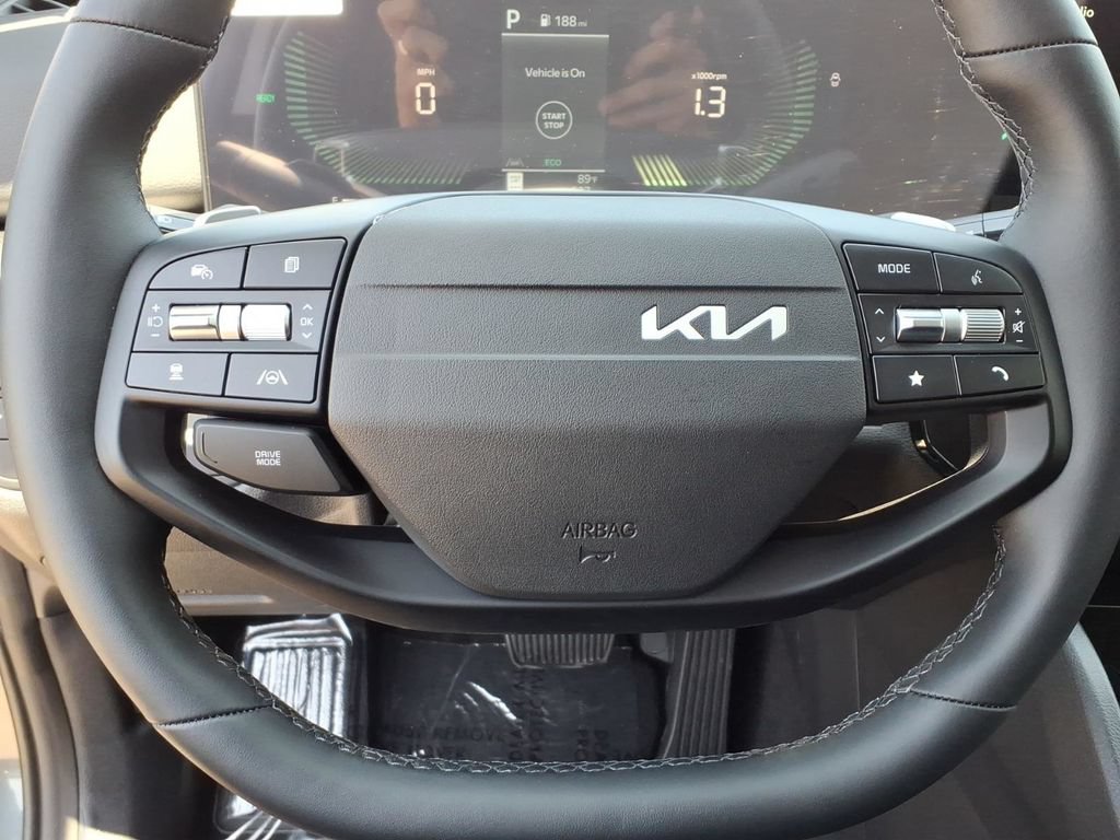 Used 2026 Kia Sportage LX FWD image 21