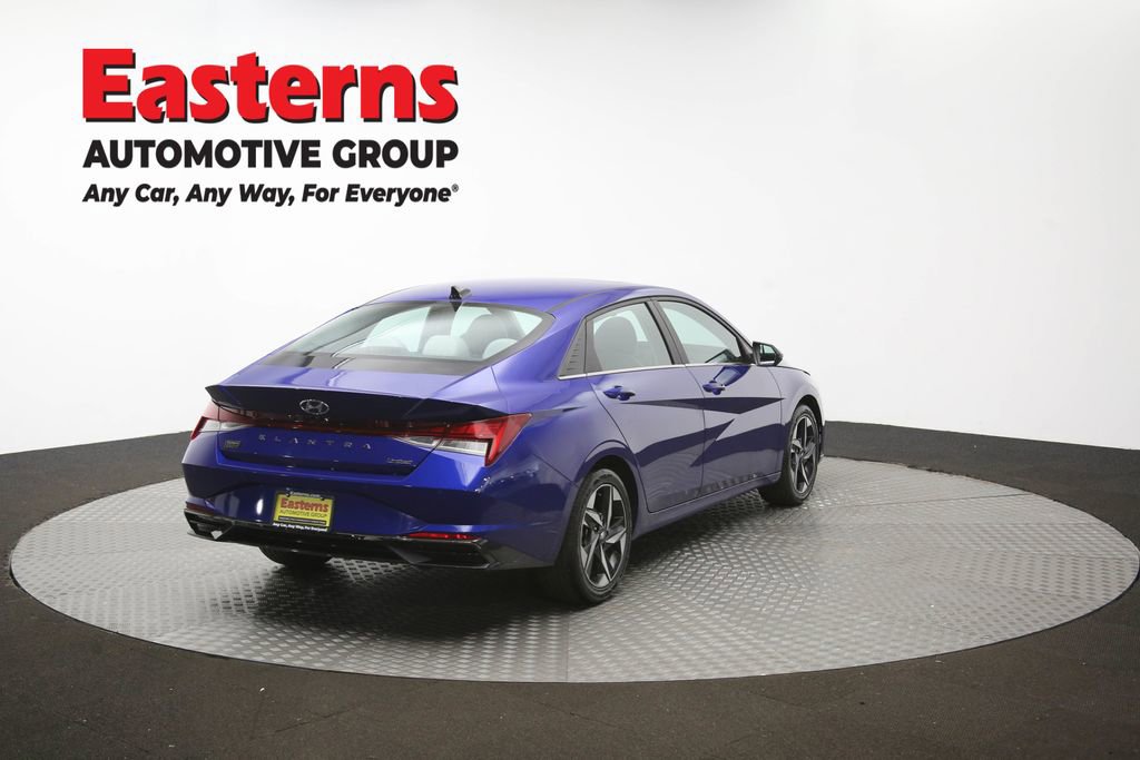 Used 2023 Hyundai Elantra Limited w/ Preferred Accessory Package FWD image 42