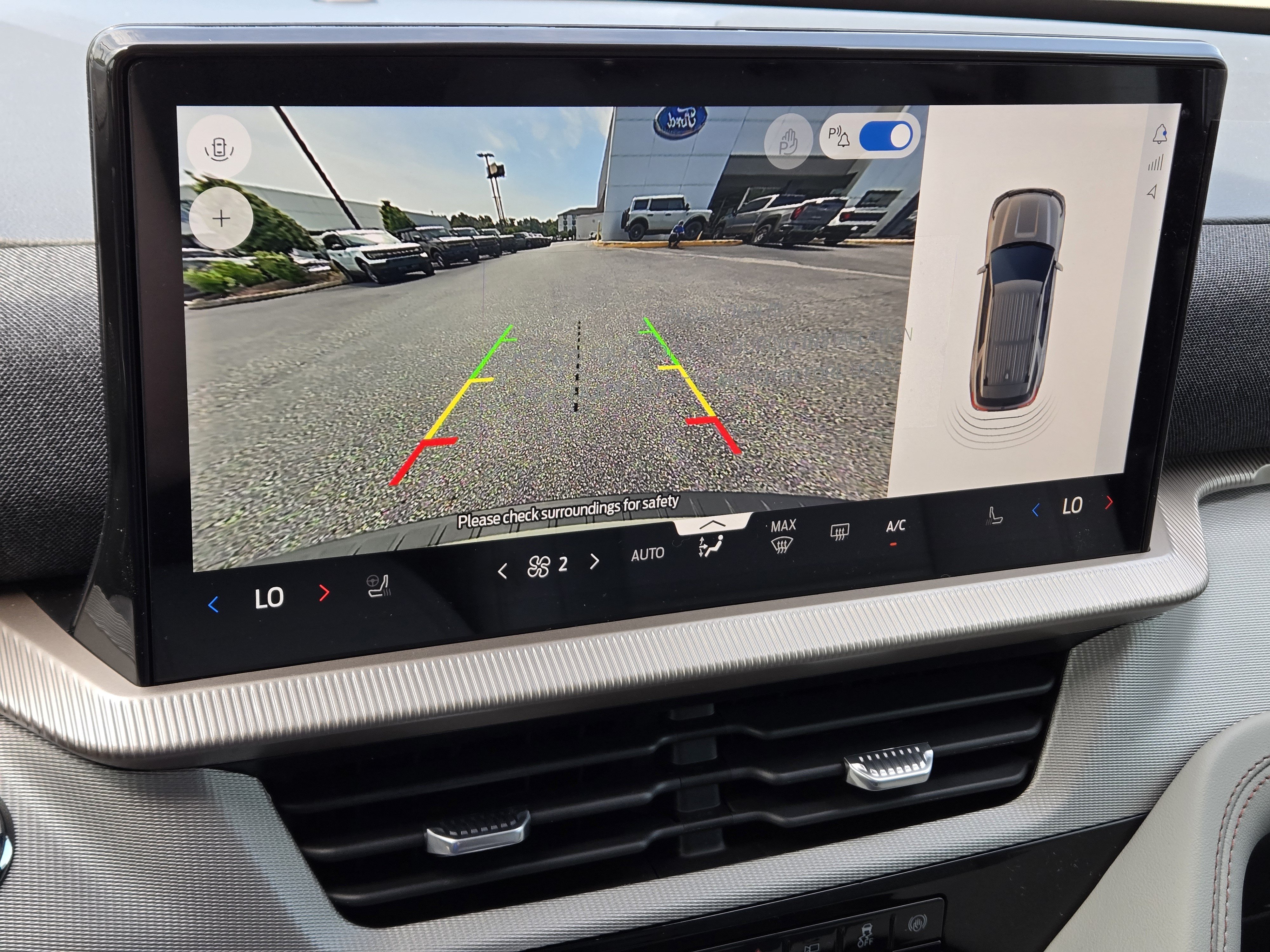 New 2026 Ford Explorer Active w/ Active Comfort Package RWD image 29