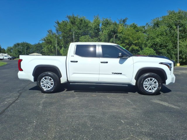 Used 2024 Toyota Tundra SR5 w/ SR5 Convenience Package AWD/4WD image 8