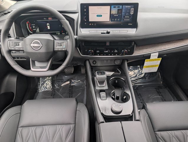 New 2026 Nissan Rogue Platinum AWD/4WD image 17