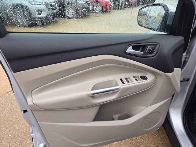 Used 2019 Ford Escape Titanium AWD/4WD image 20