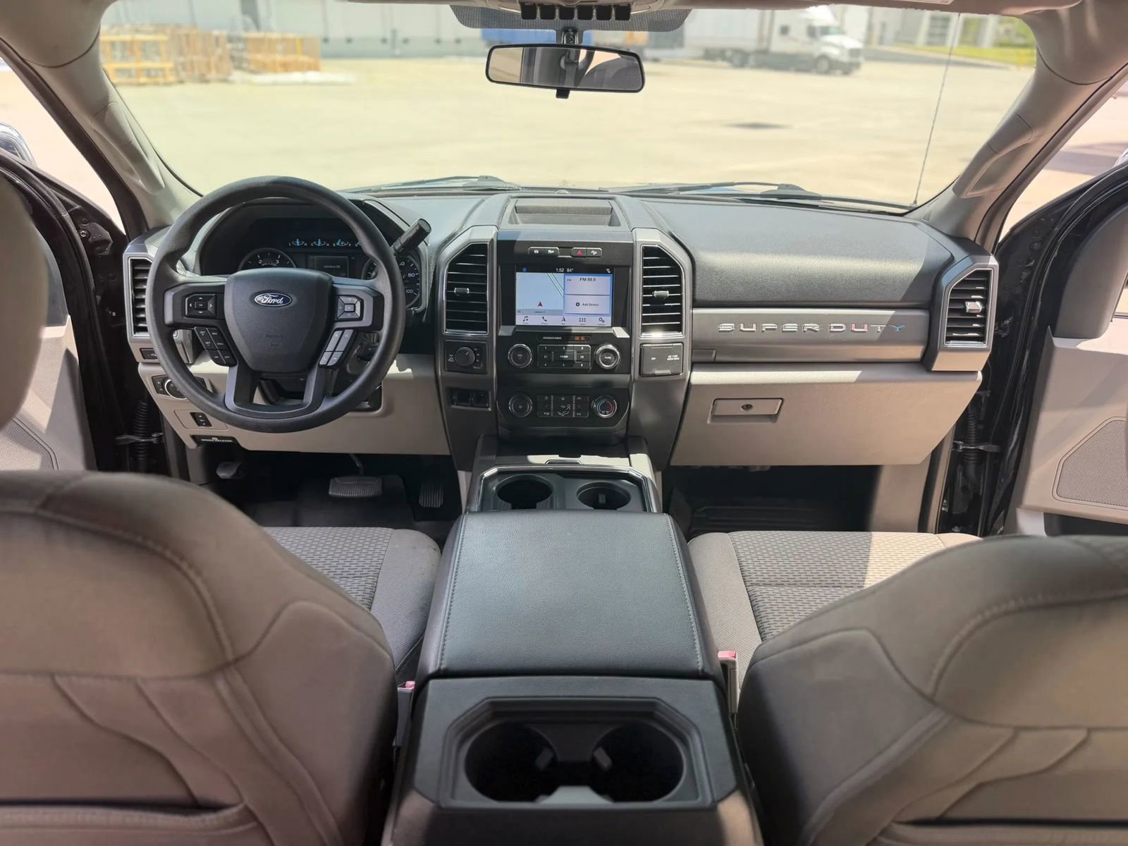 Used 2019 Ford F250 XLT w/ XLT Premium Package AWD/4WD image 32