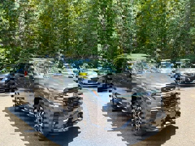 New 2025 Subaru Ascent Limited image 3