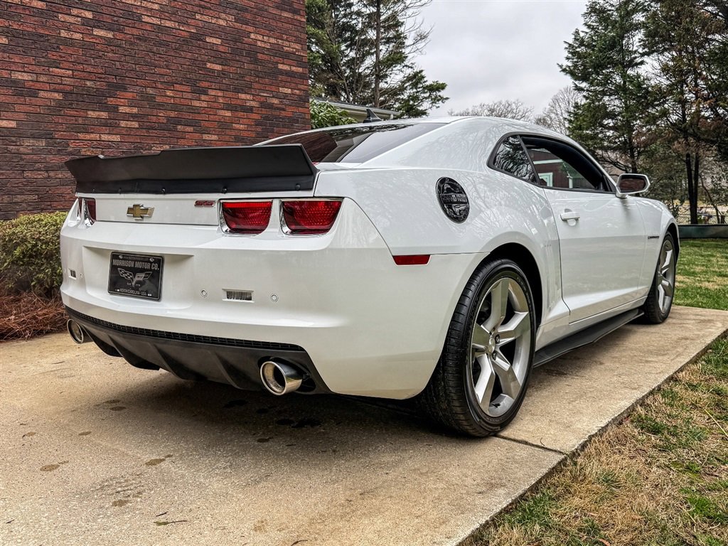 Used 2010 Chevrolet Camaro SS w/ RS Package RWD image 34