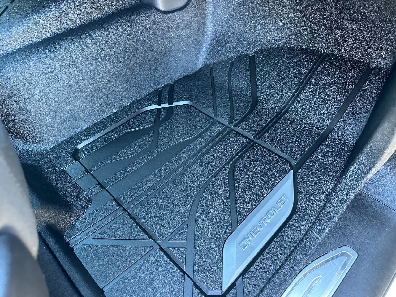 Used 2021 Chevrolet Silverado 1500 LT image 35