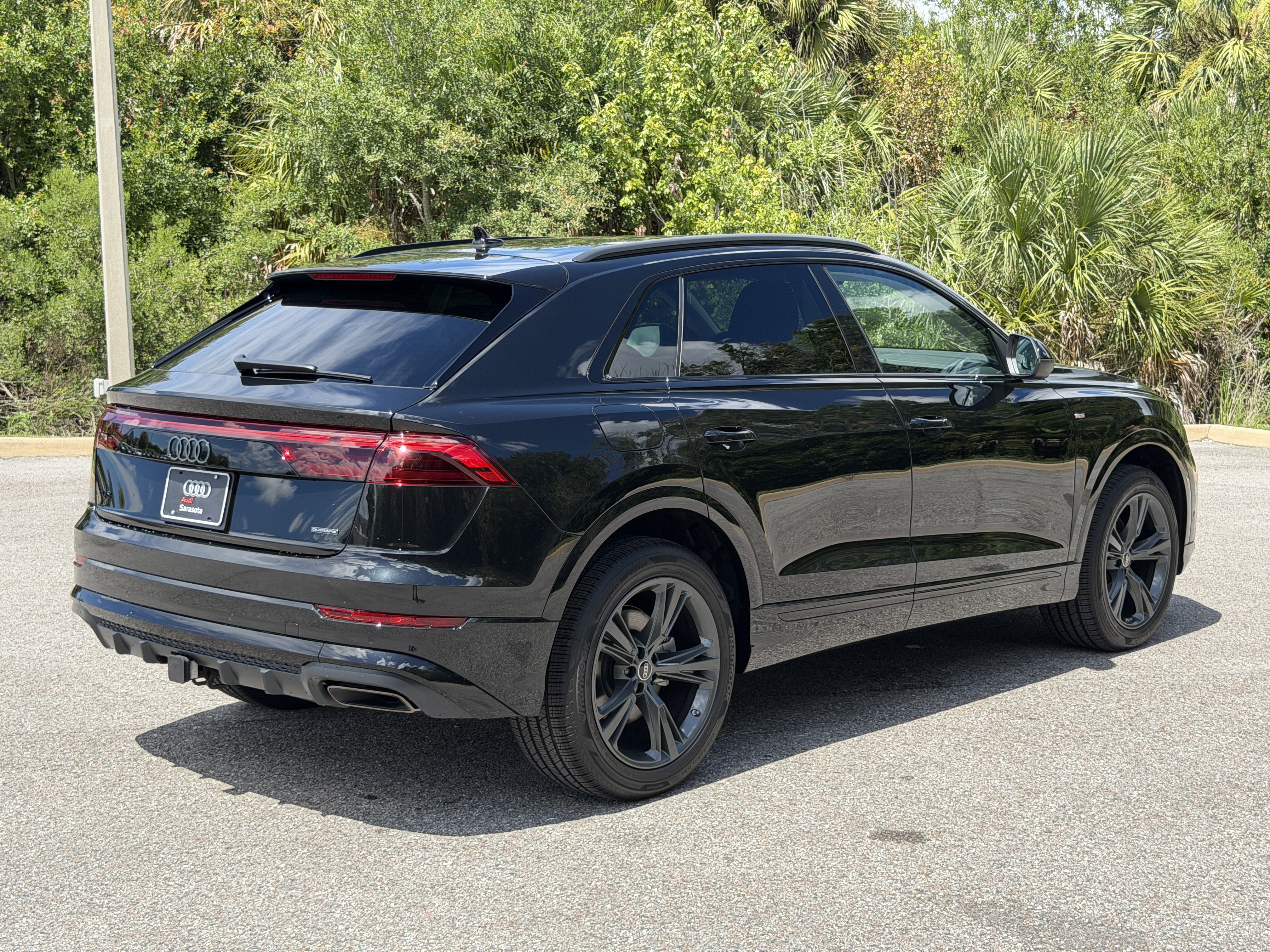 New 2027 Audi Q8 Premium AWD/4WD image 7