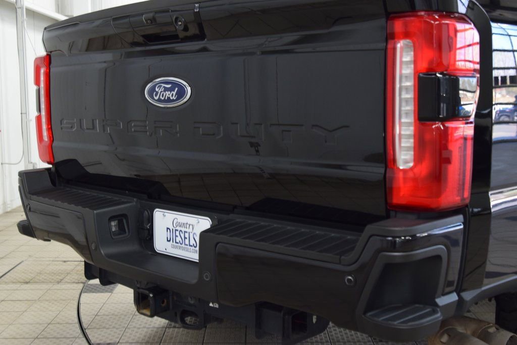 Used 2023 Ford F250 Lariat w/ Lariat Ultimate Package image 17