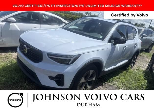 Used 2026 Volvo XC40 B5 Plus w/ Protection Package Premier AWD/4WD image 1