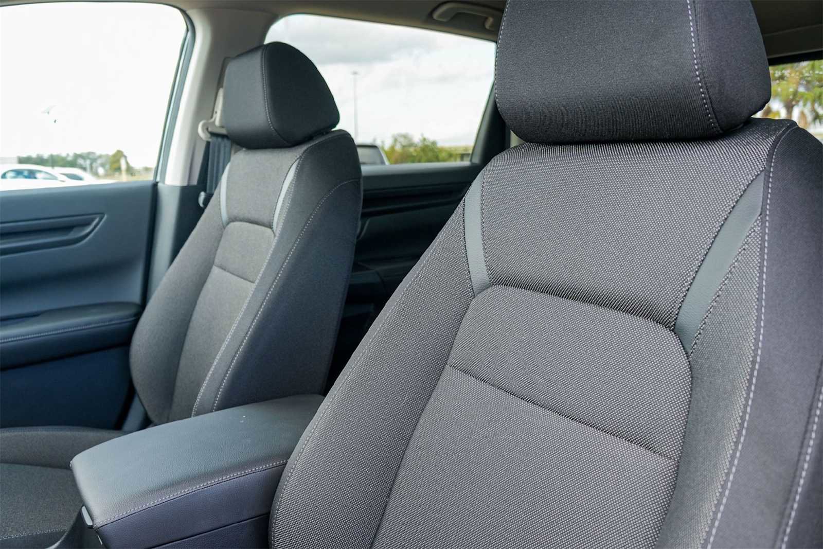 Used 2026 Honda CR-V LX image 11