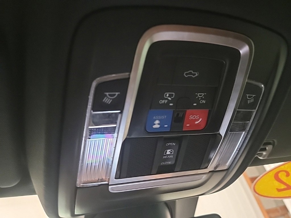 Used 2022 RAM 1500 Limited w/ Trailer Tow Group image 22