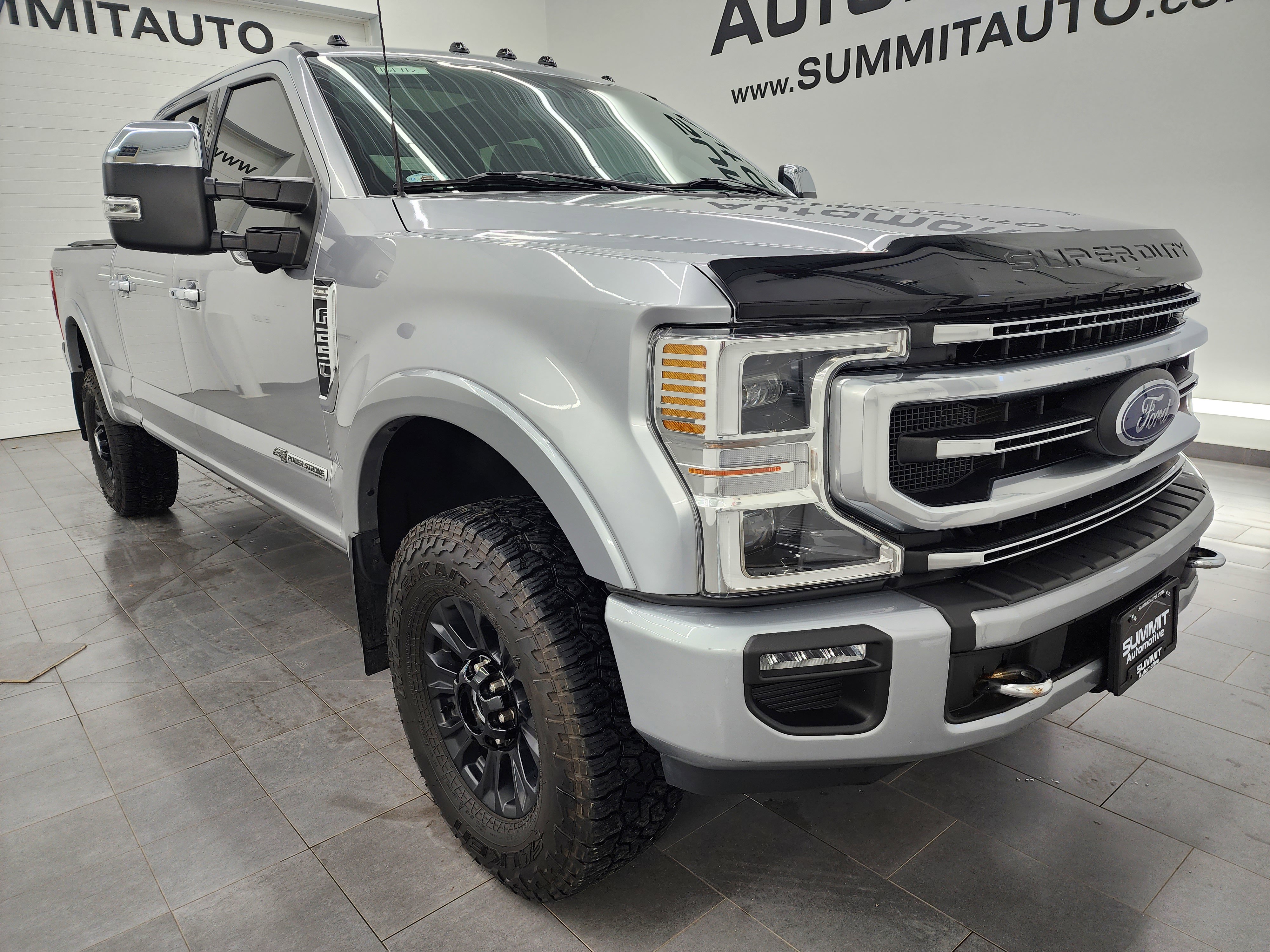Used 2022 Ford F250 Platinum w/ Tremor Off-Road Package image 2