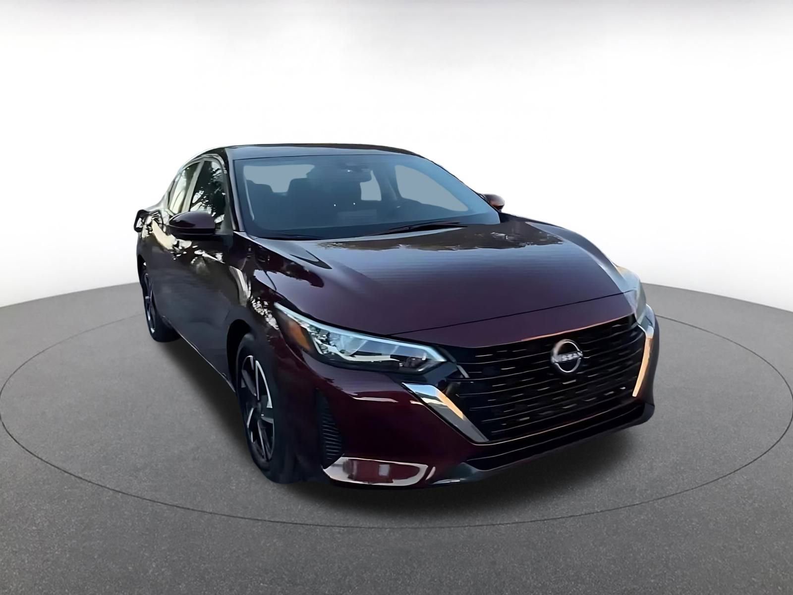 Used 2025 Nissan Sentra SV image 3