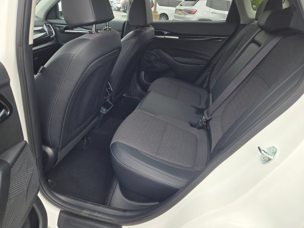 Used 2025 Kia Seltos S FWD image 24