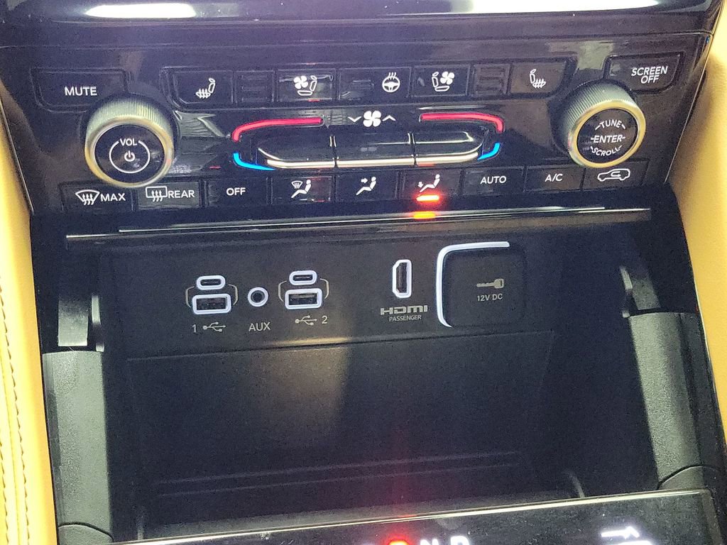 Used 2024 Jeep Grand Cherokee L Summit image 16