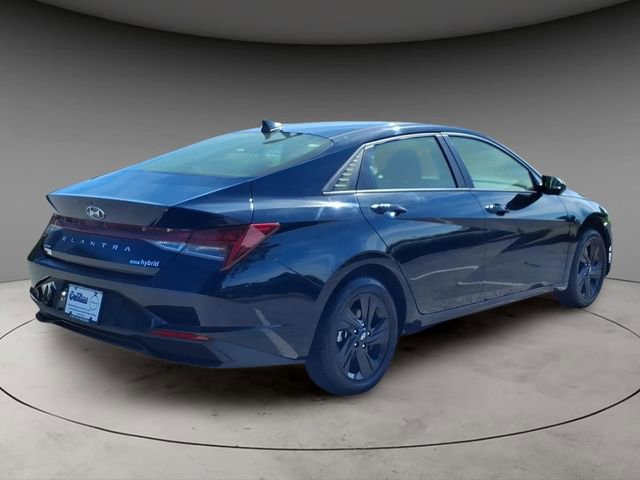 Used 2022 Hyundai Elantra Blue FWD image 9