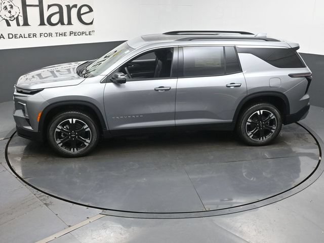 New 2027 Chevrolet Traverse LT w/ Sun and Wheel Package FWD image 37