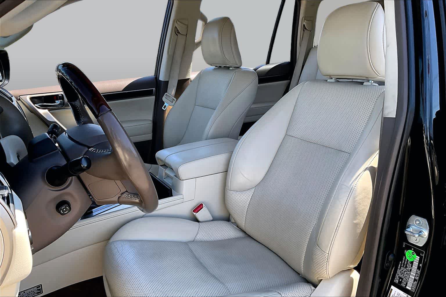 Used 2017 Lexus GX 460 Luxury AWD/4WD image 7