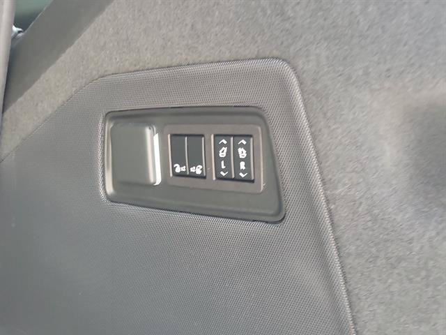 Certified 2023 Cadillac Escalade Sport Platinum AWD/4WD image 7