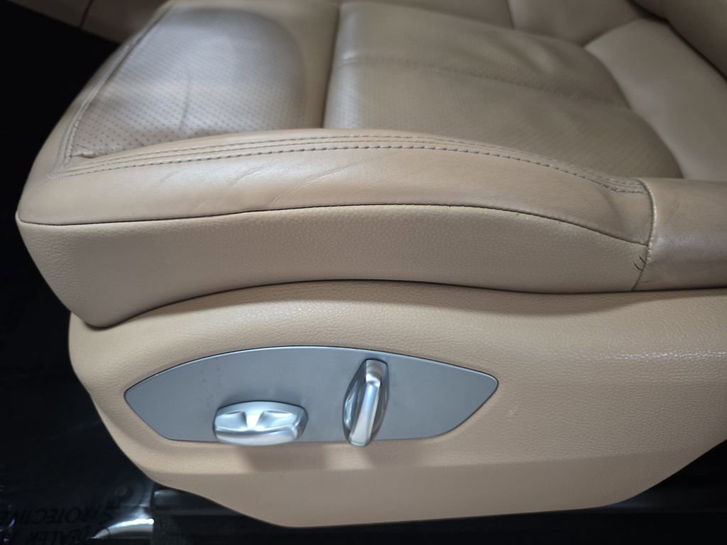 Used 2021 Porsche Macan S image 28