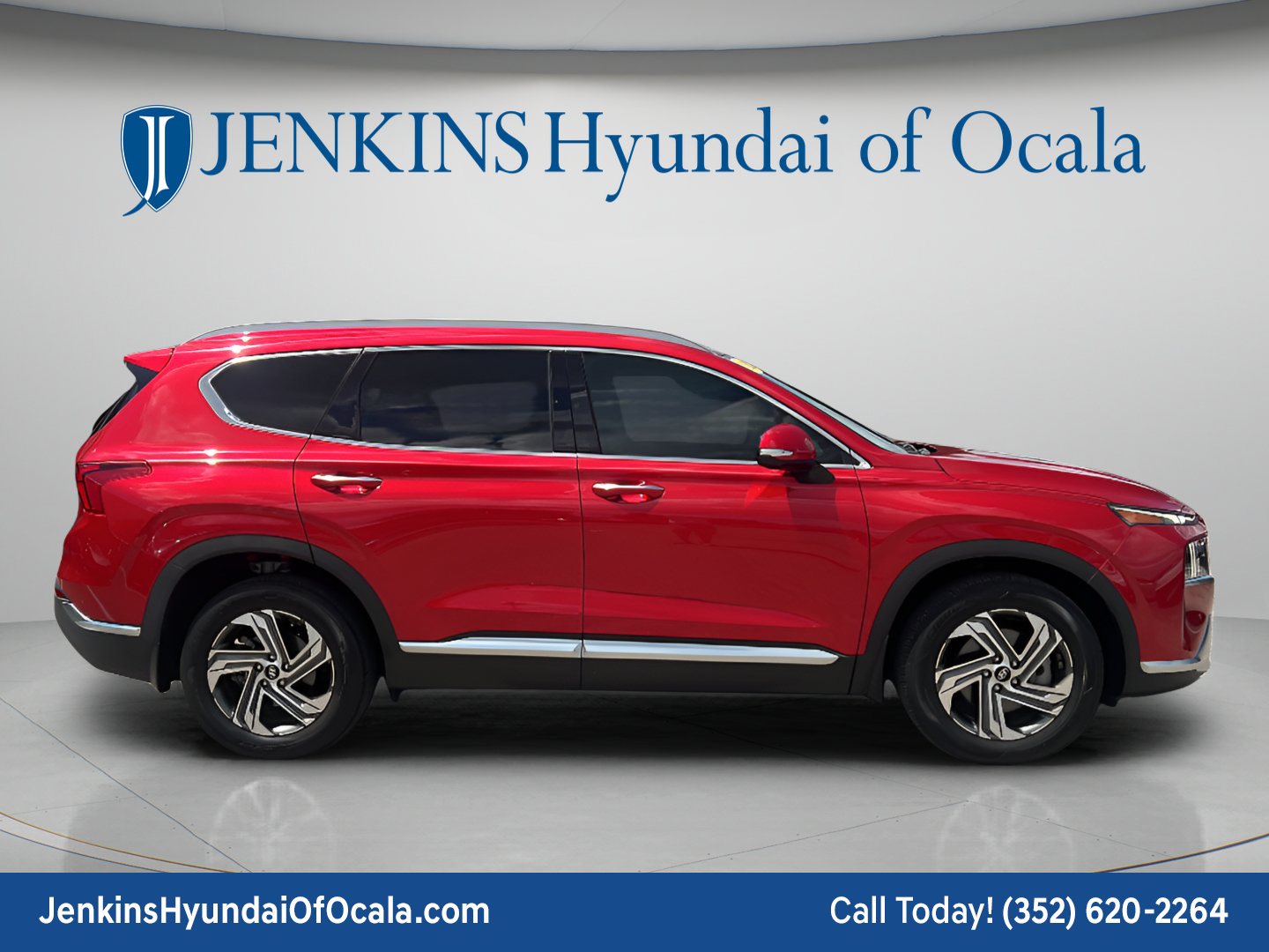 Certified 2023 Hyundai Santa Fe SEL w/ Premium Package FWD image 2