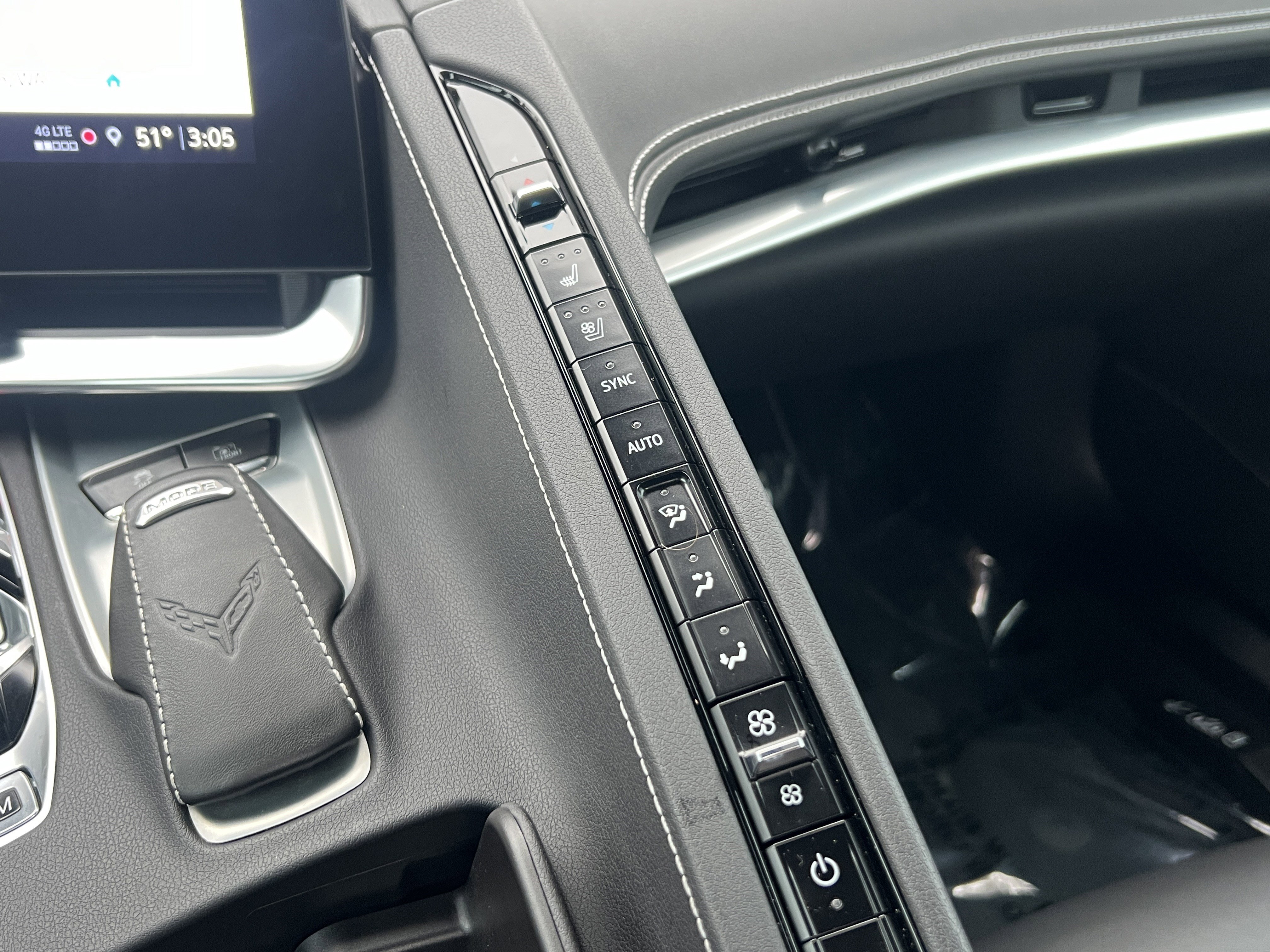 Used 2021 Chevrolet Corvette Stingray Preferred Conv w/ 2LT image 28