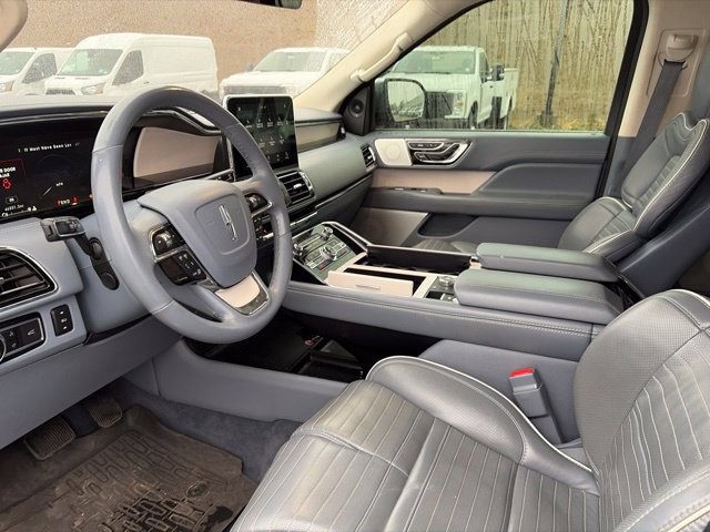 Used 2020 Lincoln Navigator Black Label w/ Cargo Convenience Package AWD/4WD image 15