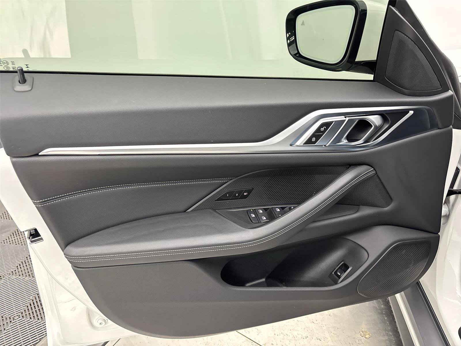 Used 2023 BMW i4 eDrive35 RWD image 26