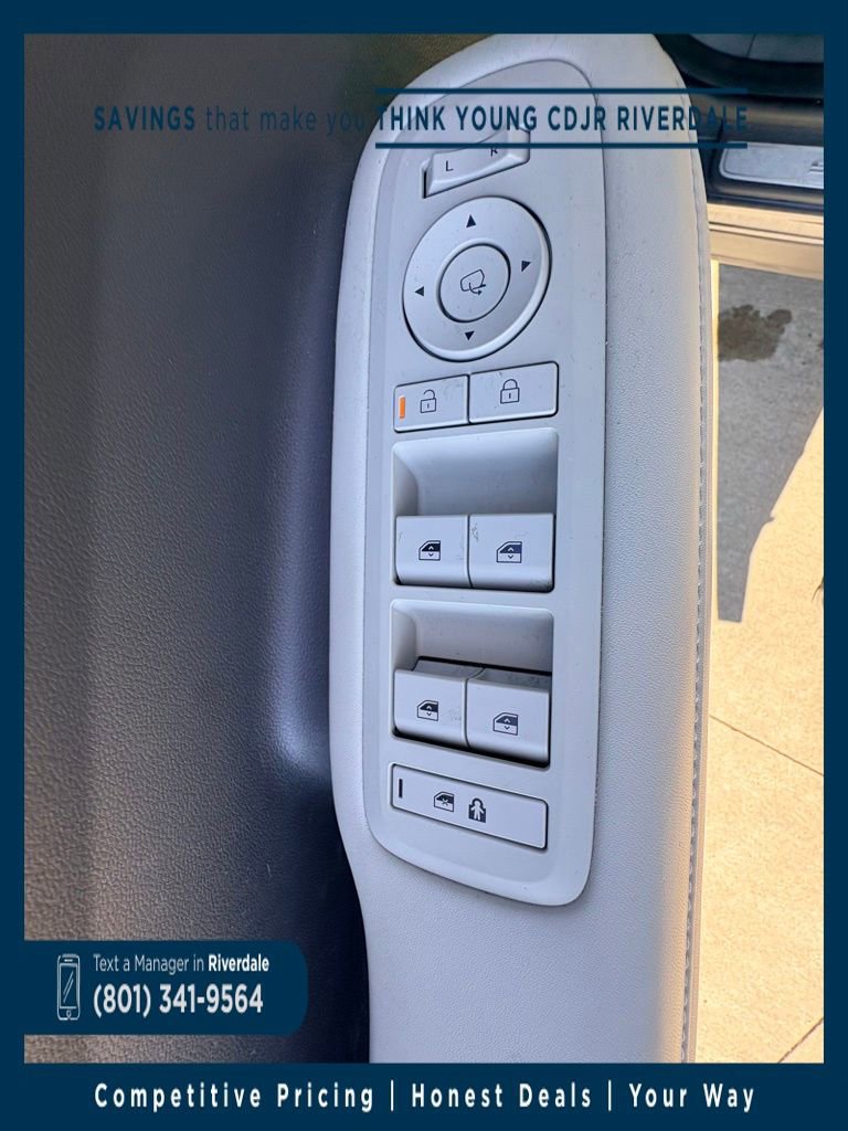 Used 2024 Hyundai Santa Fe Calligraphy image 30