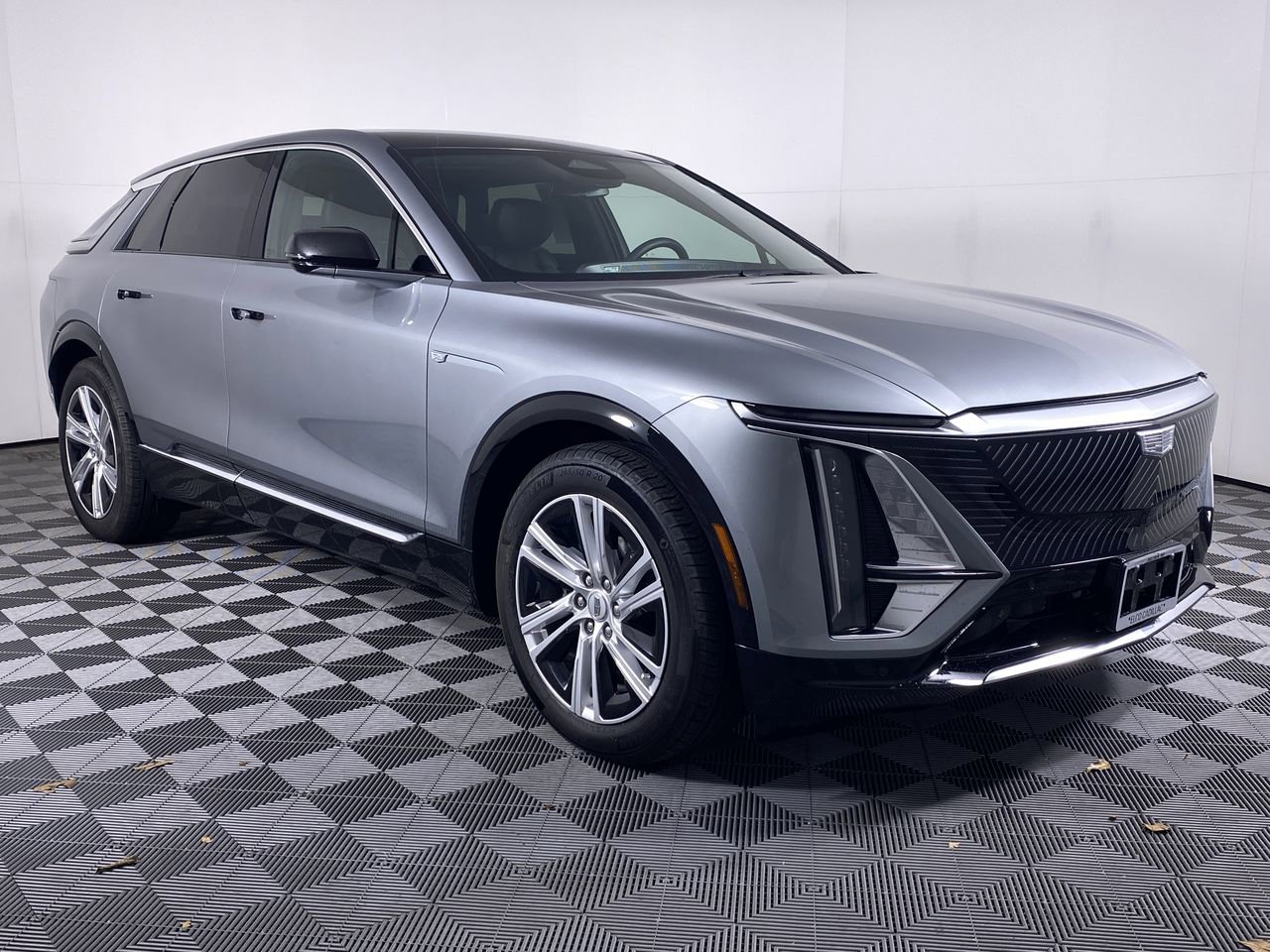 Certified 2024 Cadillac Lyriq Tech AWD/4WD image 41