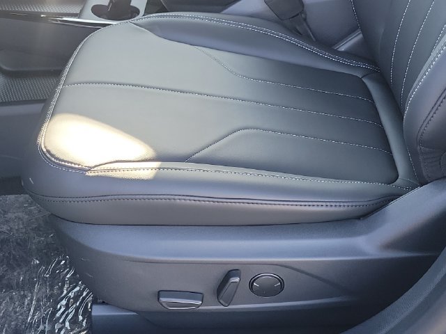 New 2026 Ford Mustang Mach-E Select w/ Comfort Package Lite RWD image 16