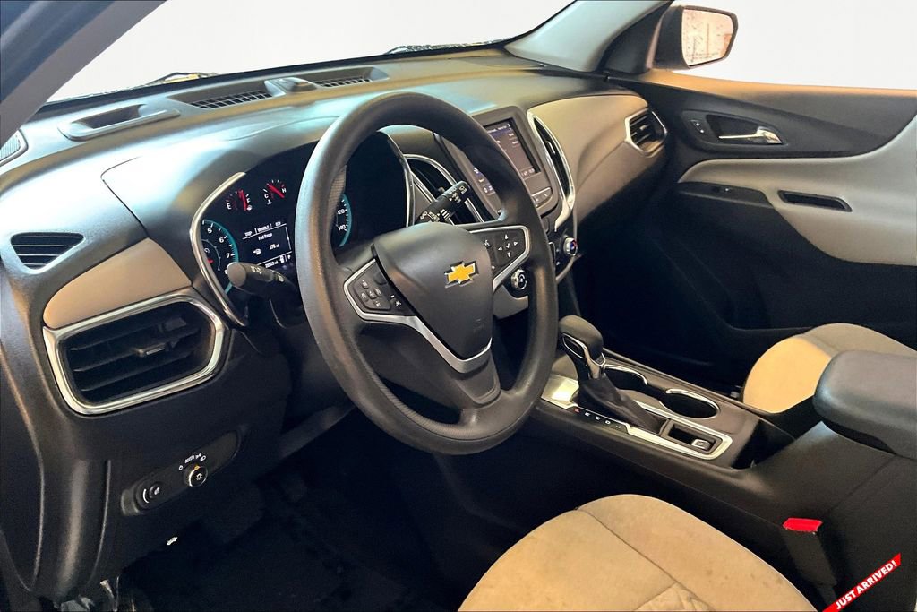 Used 2022 Chevrolet Equinox LS image 12