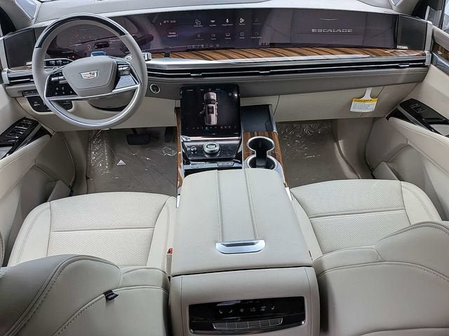 New 2026 Cadillac Escalade Platinum Luxury w/ LPO, Floor Liner Package AWD/4WD image 17