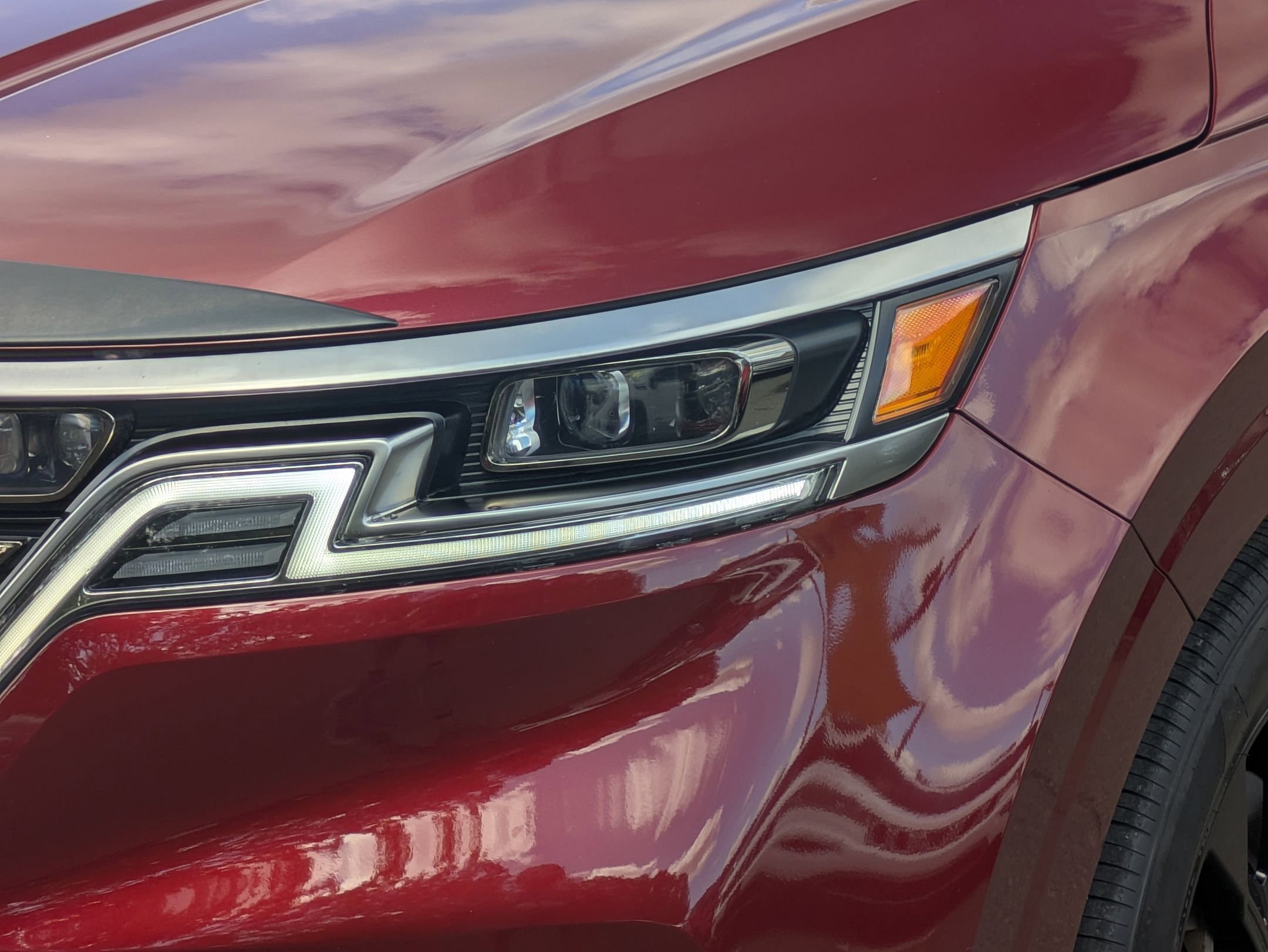 Certified 2023 Kia Carnival SX Prestige image 7