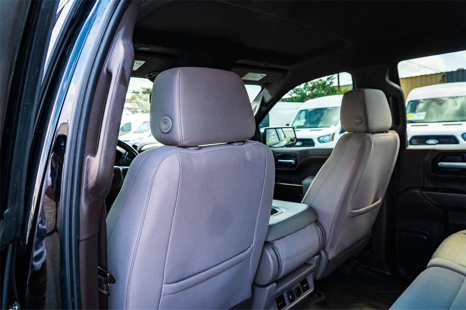 Used 2020 Chevrolet Silverado 1500 LT w/ Texas Edition AWD/4WD image 31