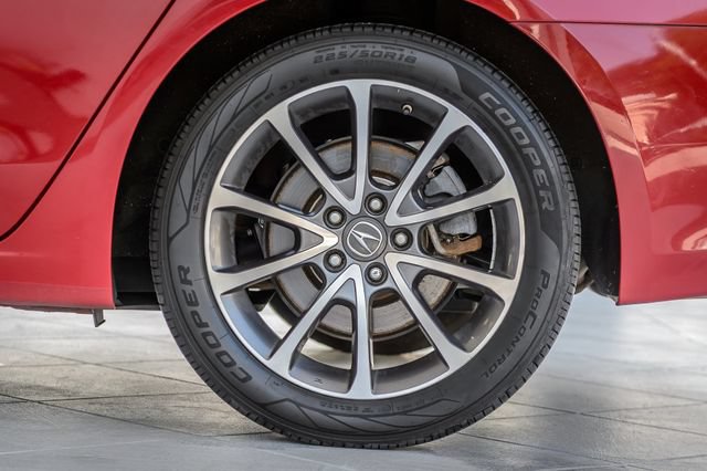 Used 2017 Acura TLX w/ Technology Package FWD image 13