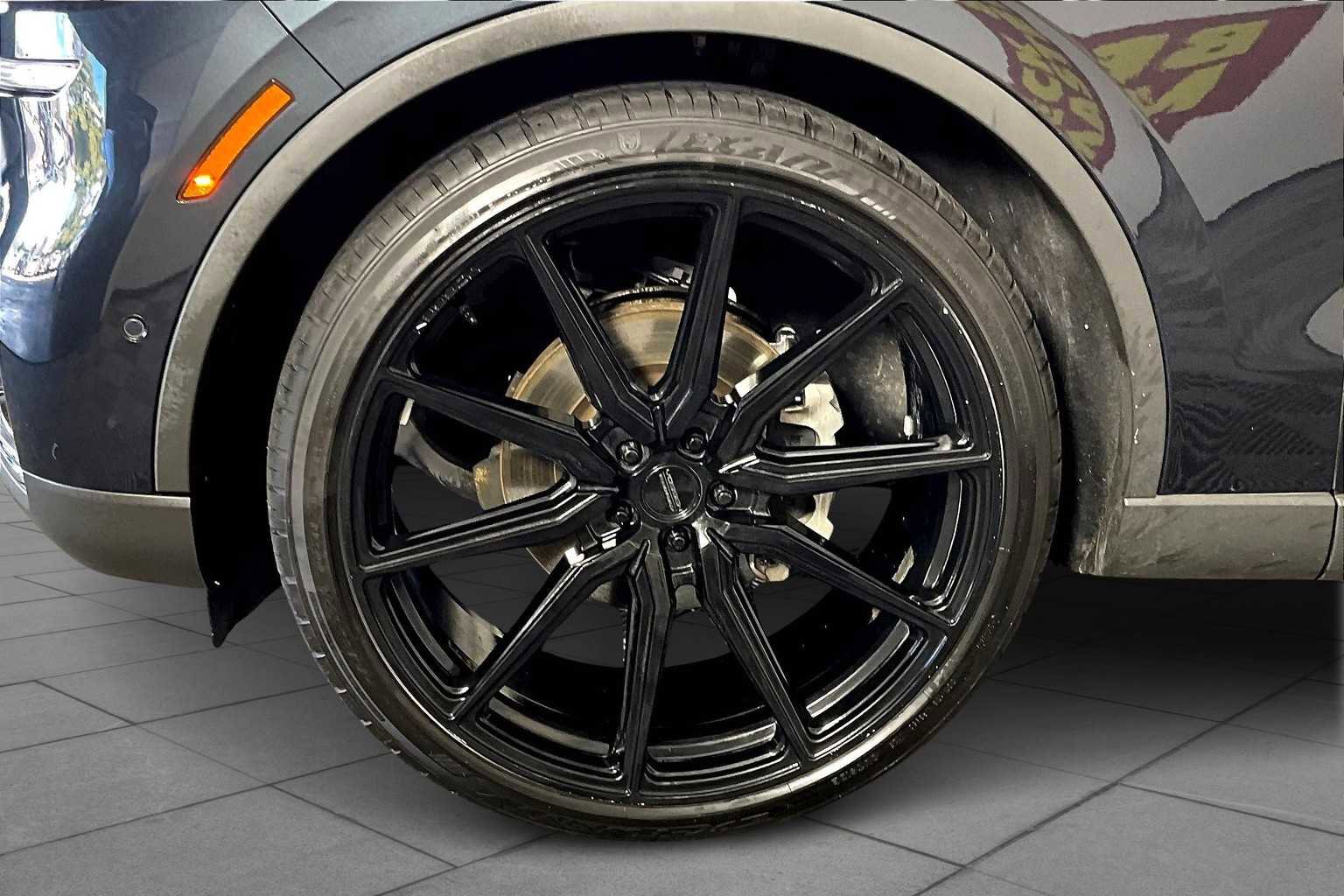 Used 2022 Lincoln Aviator Reserve w/ Elements Package Plus image 9